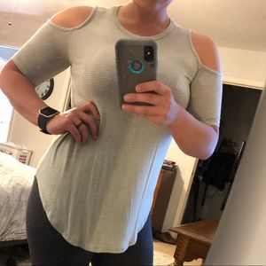 Cold shoulder super soft top